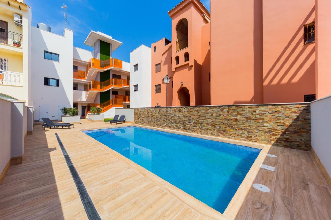 Beach And Рool Torrevieja Zewnętrze zdjęcie